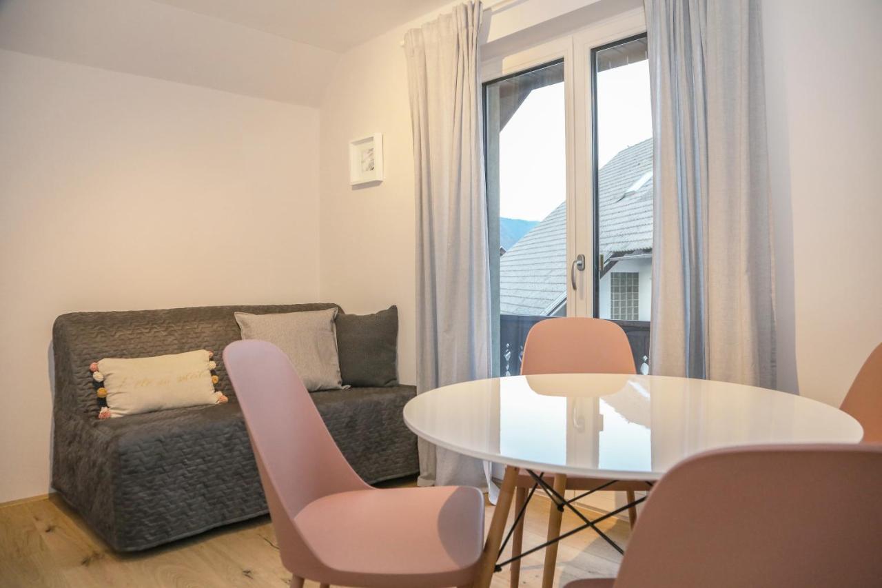 Apartments Alteri Domi ボーヒニ エクステリア 写真